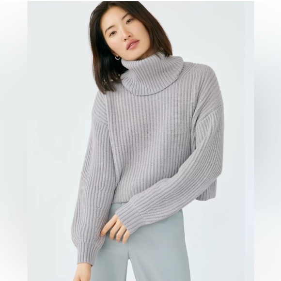 Aritzia Babaton Sweater NEW NWT Guell - Picture 7 of 8